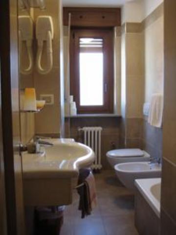 Hotel Holiday Debili Саузе-д'Ульс Экстерьер фото